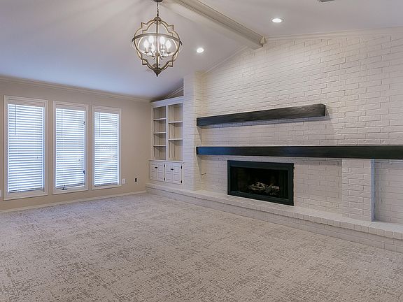 4th image of 3506 Plum Ln
