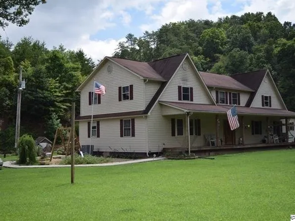 8651 Tazewell Hwy, Sneedville, TN 37869