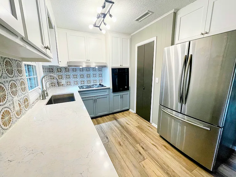1278 Fort Dr — Photo 10