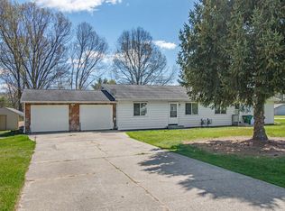 16341 Kipker Rd, Three Rivers, MI 49093