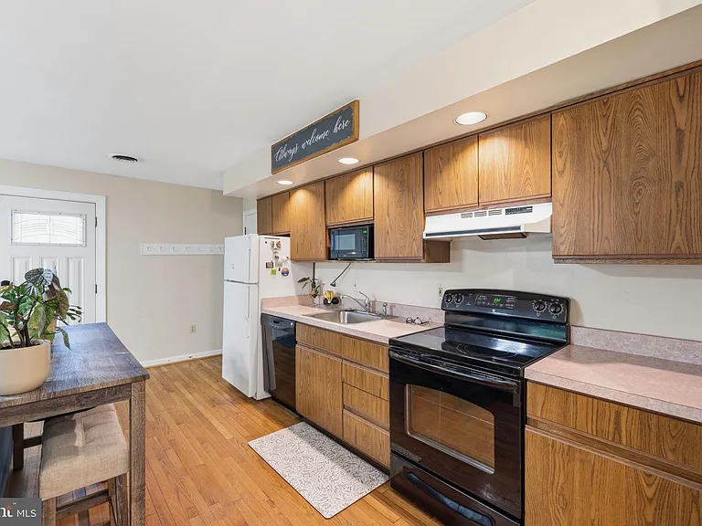 15336 Baileys Ln — Photo 21