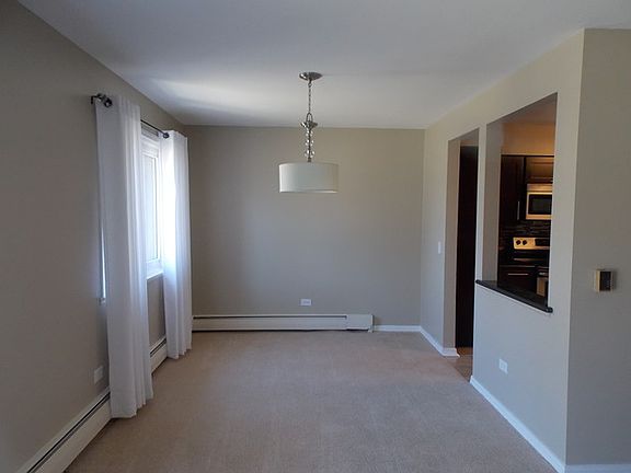 4th image of 1210 N Dale Ave APT 2L