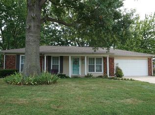 600 Airport Rd, Salem, IL 62881