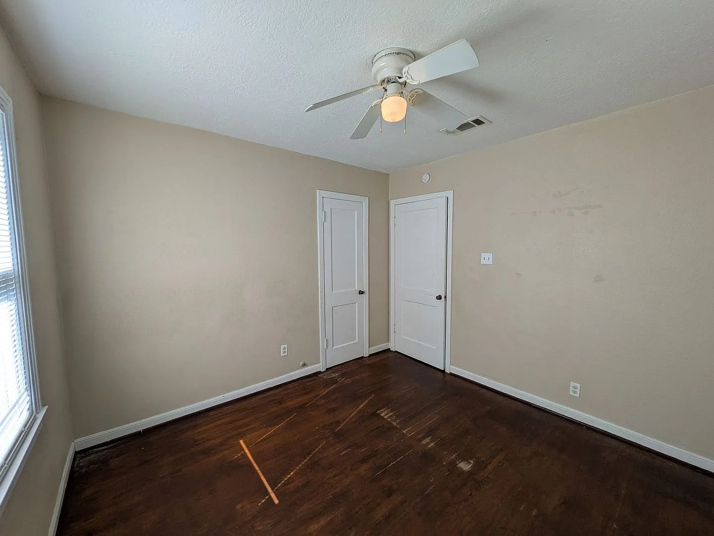 102 Amaryllis Avenue, Orange, TX 77630 — Photo 4