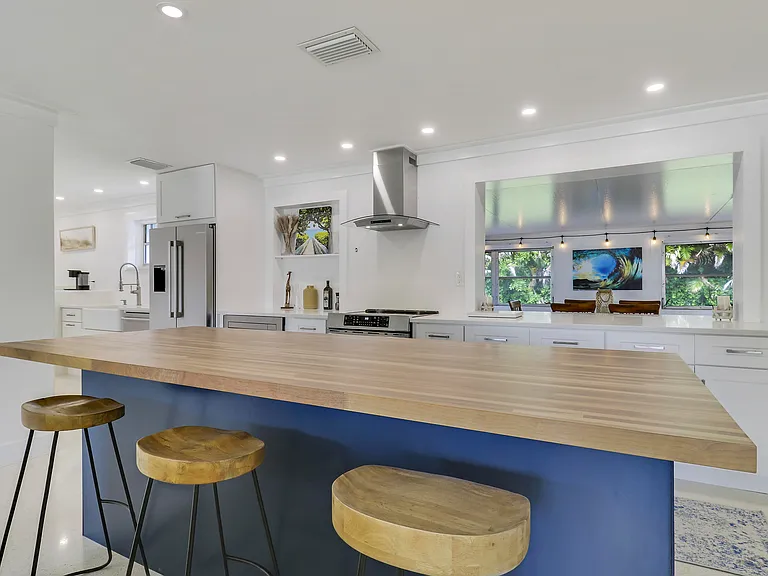 1518 Summer Ave — Photo 19