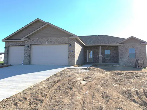 107 Ridge View Dr, Damiansville, IL 62815