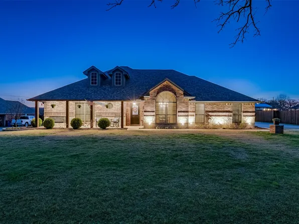 104 Smokey Br, Weatherford, TX 76085