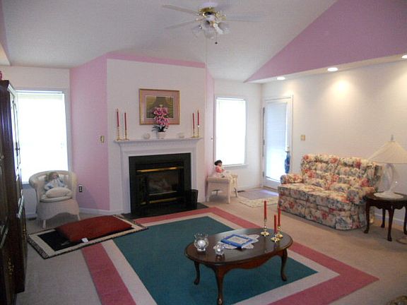 2nd image of 170 Bonaventure Dr