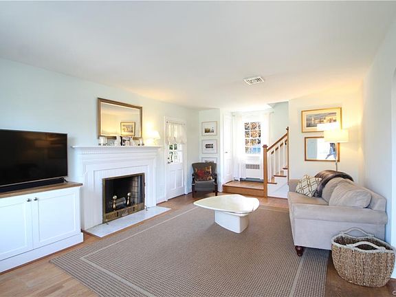 3rd image of 3957 Fauquier Ave