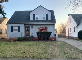 18122 McCracken Rd, Maple Heights, OH 44137