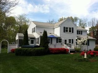 2 Cricket Ln, Milford, MA 01757