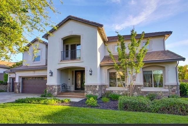 2nd image of 3641 Monteverde Dr