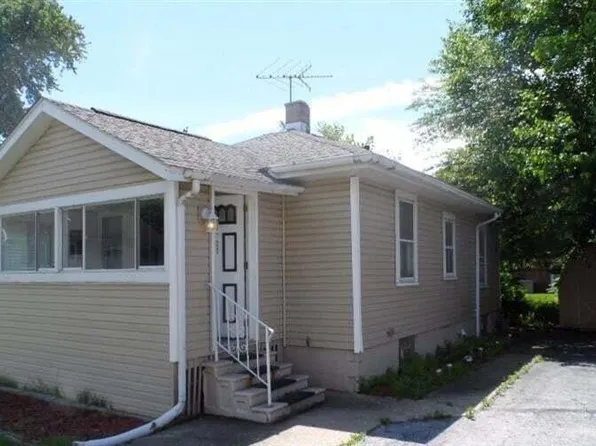 6808 Carolina Ave, Hammond, IN 46323