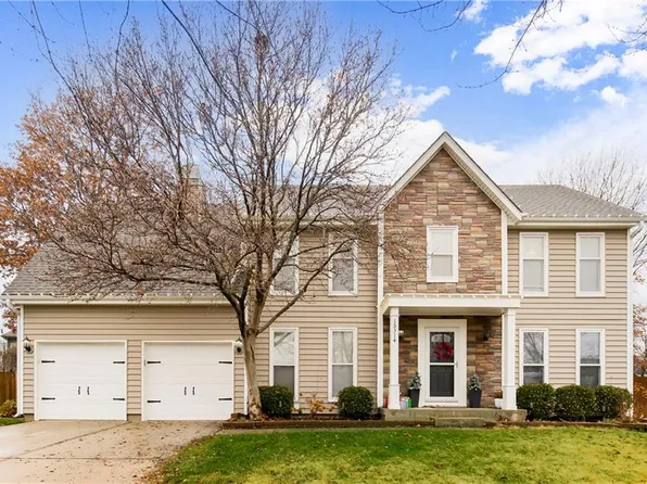 15314 Hemlock St, Overland Park, KS 66223