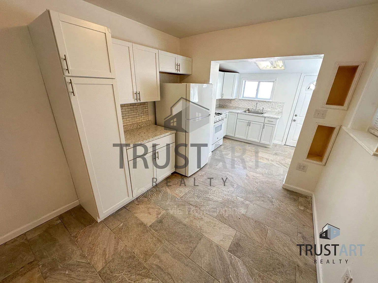 3 bed, 1.5 bath, 1040 sqft, $1,500 — Photo 4