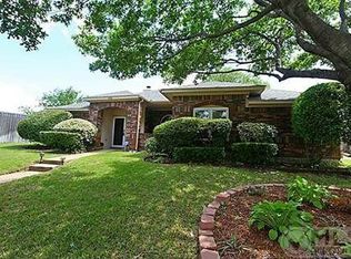 606 Buttercup Cir, Garland, TX 75040