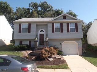 6404 Julie Ann Dr, Hanover, MD 21076