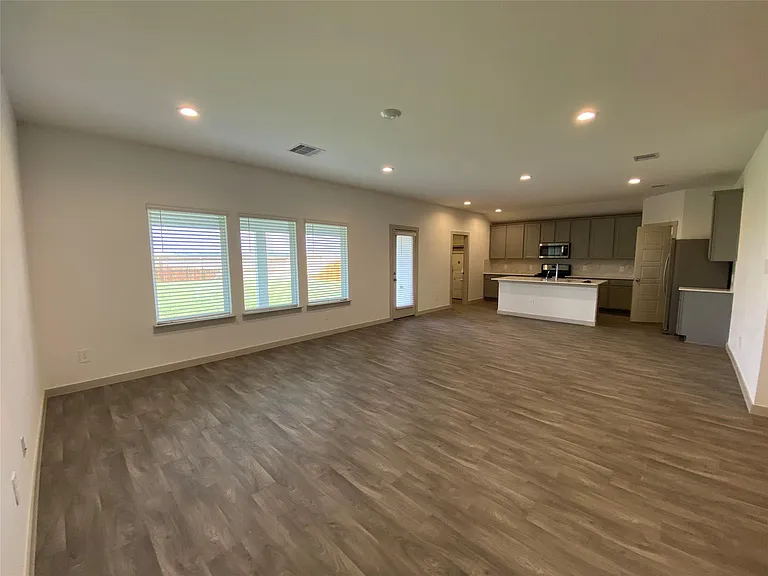 7023 Whispering Leaf St — Photo 5