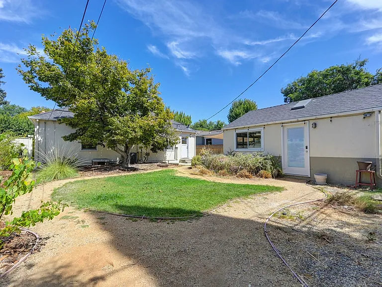 1250 Perkins Way — Photo 34