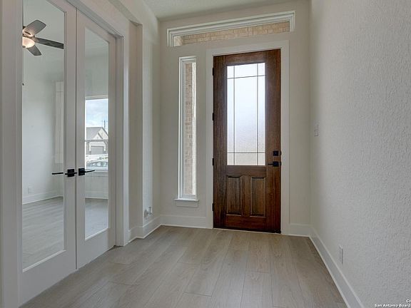 4th image of 151 Annette Drive
