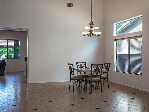 5th image of 833 E Deer Spring Canyon Pl