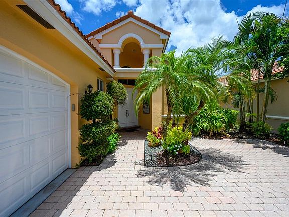 4th image of 10729 Fairmont Village Dr