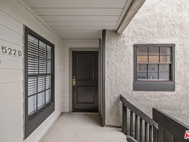 2522 W Macarthur Blvd #D — Photo 21