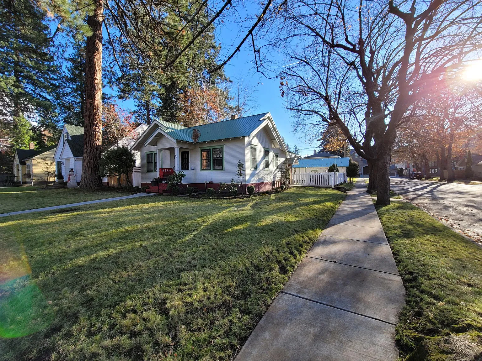 2 bed, 1000 sqft, $1,850 — Photo 2
