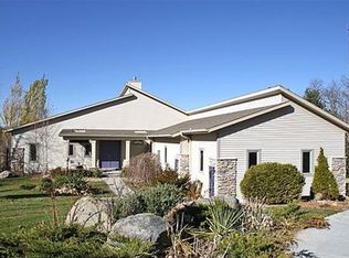 8502 Prairie Hill Rd, Madison, WI 53719