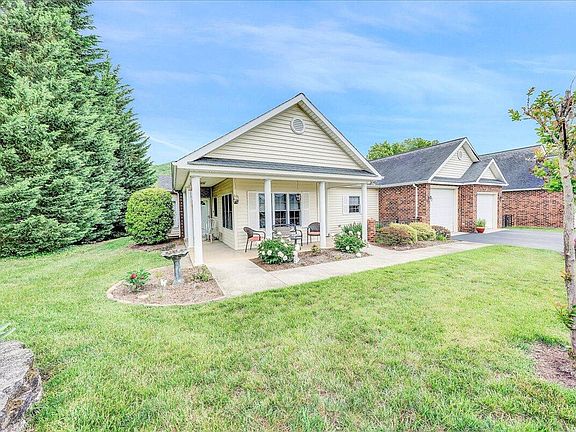 3rd image of 1914 Haworth Cir