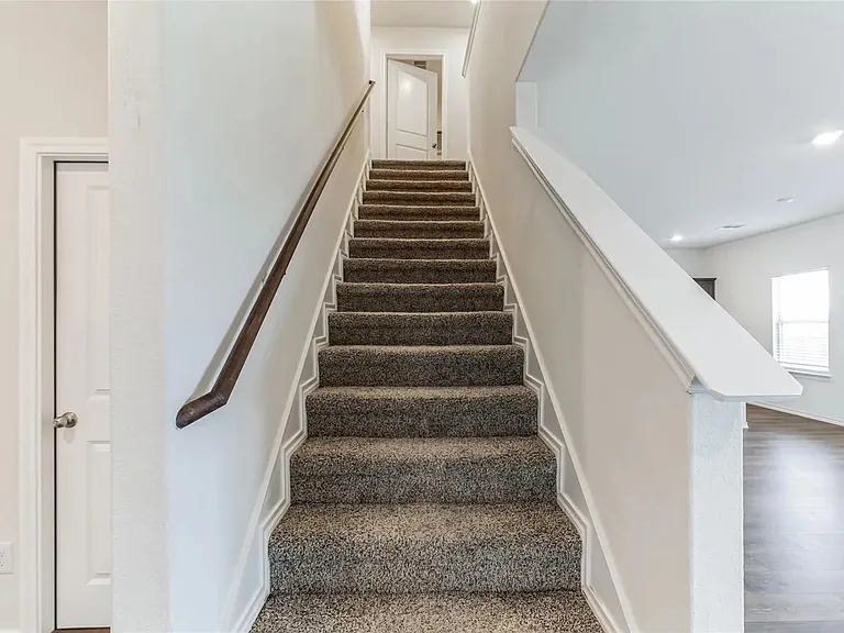 3124 Sweetwater Way — Photo 13