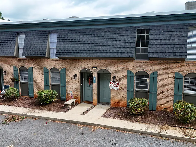235 Keowee Trl — Photo 4