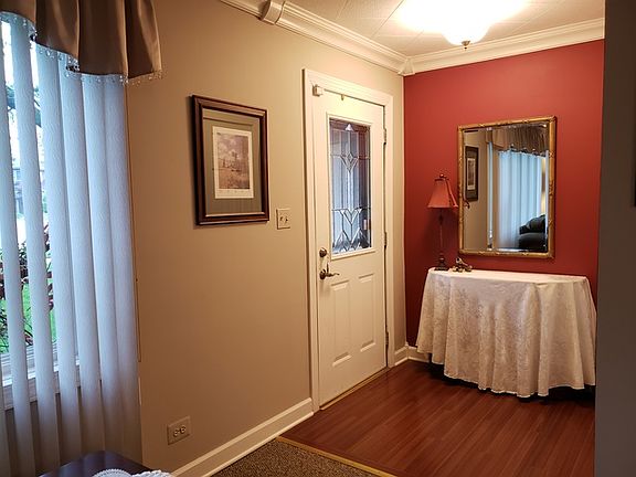 5th image of 8511 Melvina Ave