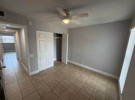 4423 Treehouse Ln