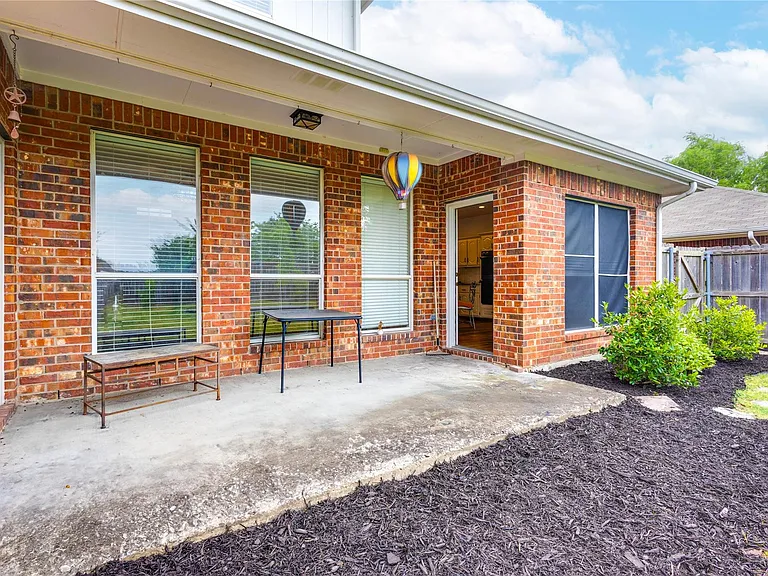 1613 Hightimber Ln — Photo 34