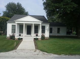 328 N Shady Ln, Girard, IL 62640