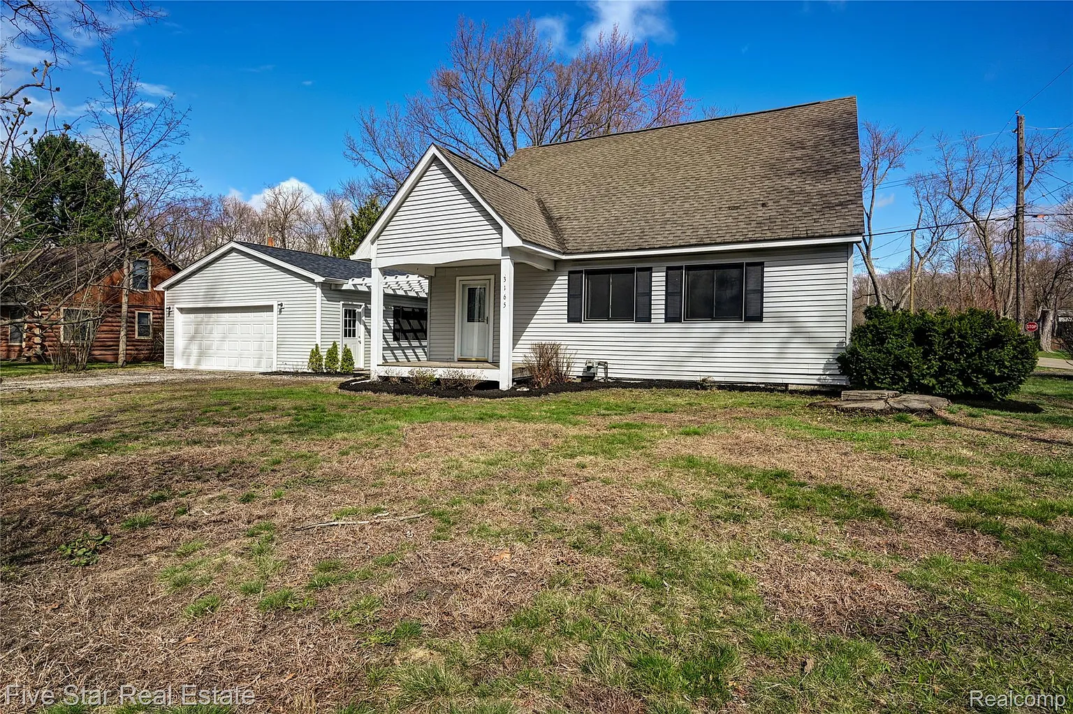 3165 Chenoa St photo 1