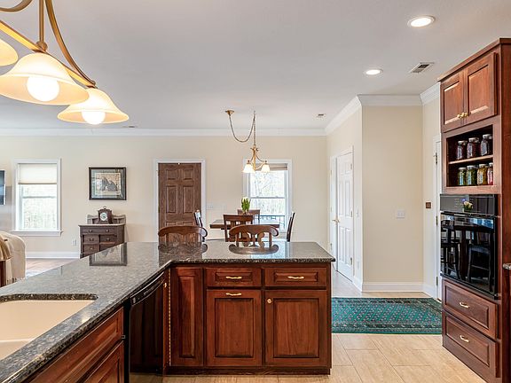 5th image of 14338 Mountain Top Ln