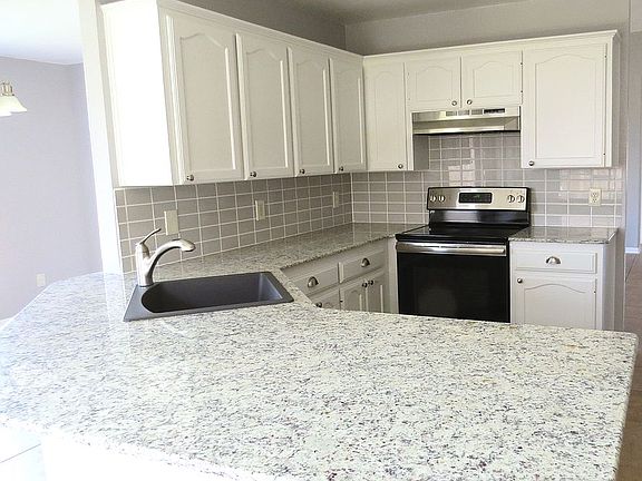 4th image of 606 Alfred Dr