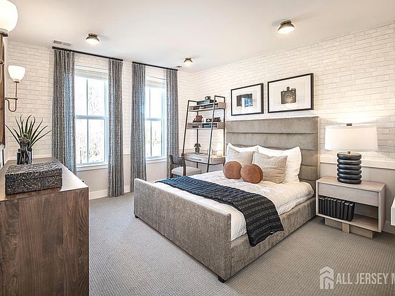 2nd image of 57 Park Pl