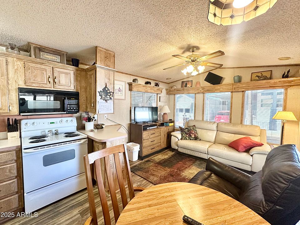 1st image of 930 S NICKEL Drive
