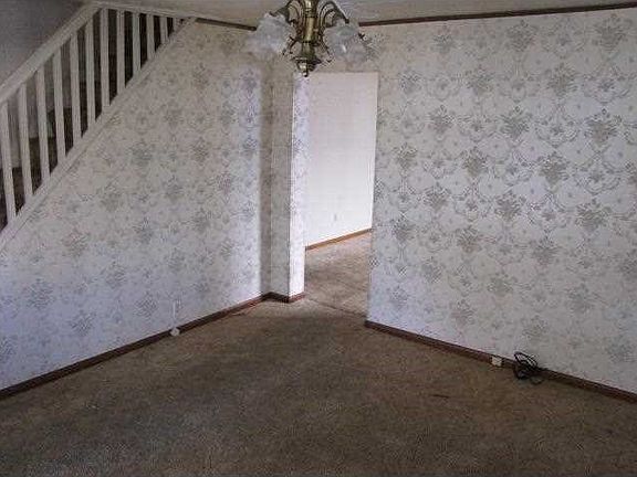 5th image of 210 McKinley Ave