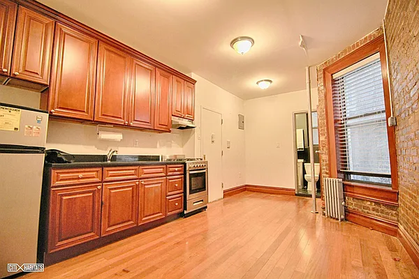 Rented by Citi Habitats | media 25