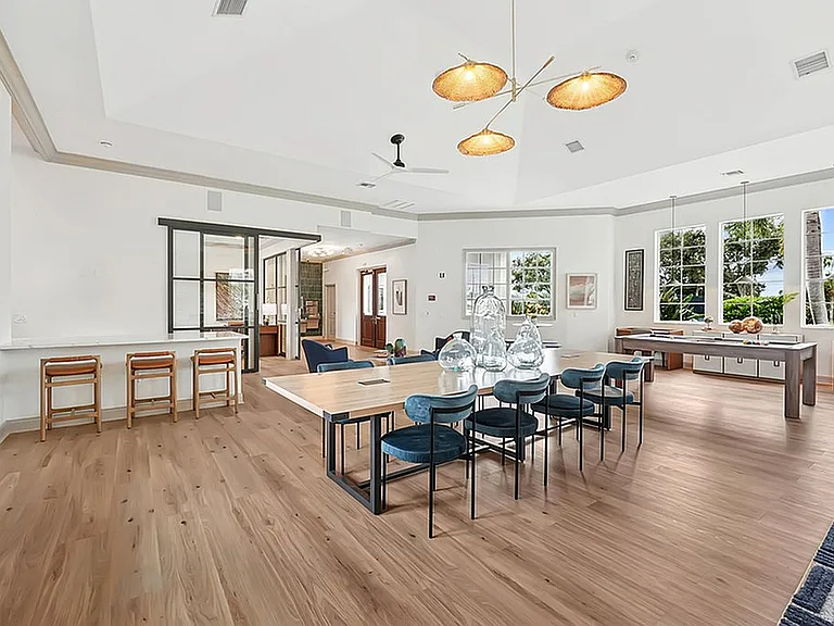 Interior - Clubhouse_004