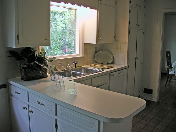 Kitchen: Lots of Light & Storage