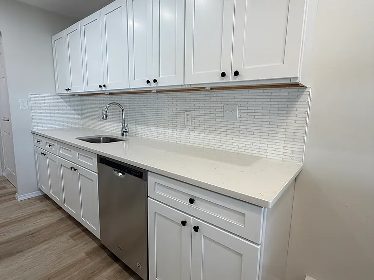 48 Stonehurst Blvd #C — Photo 6