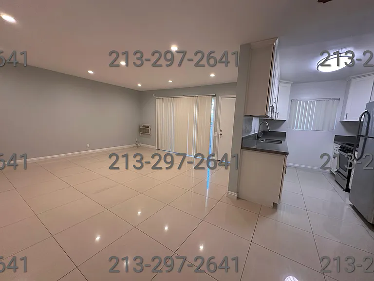 962 Magnolia Ave #6 — Photo 1