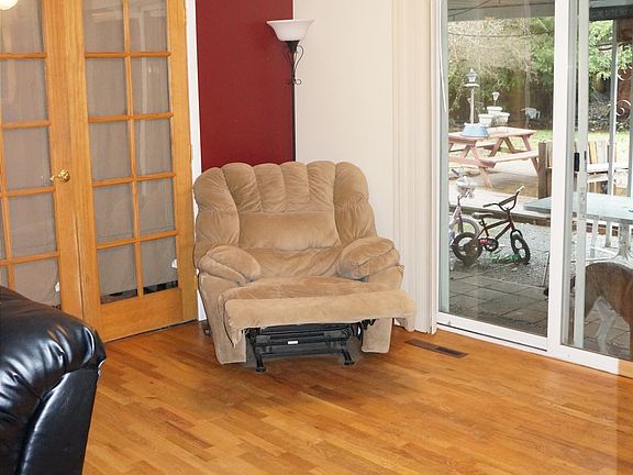 5th image of 11621 Mountbrook Lane Sw
