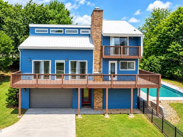 125 Orchard Crest Cir, Clinton, TN 37716