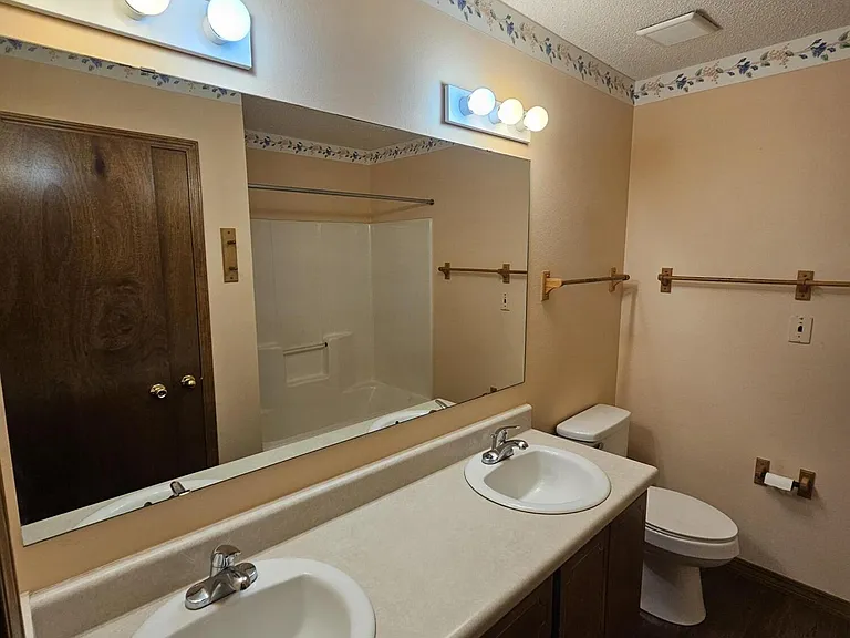 7854 Pleasant Oaks Ave — Photo 16